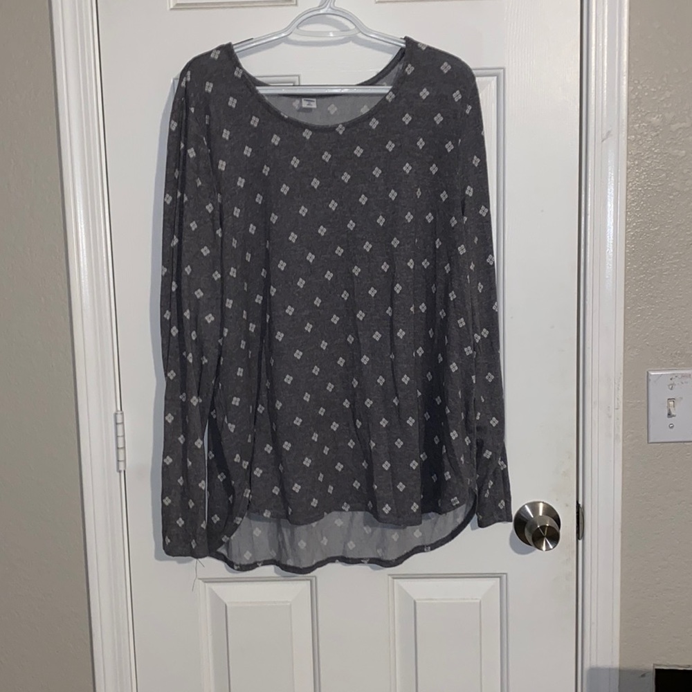 Grey long sleeve